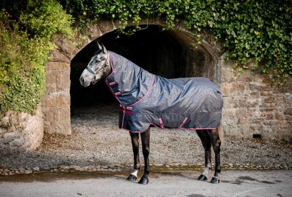 HORSEWARE Weidedecke Amigo Hero RipStop Plus Lite 0g